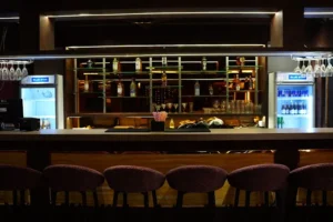 Yaary Bar & Restaurant