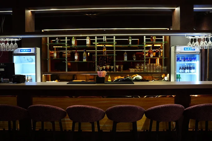 Yaary Bar & Restaurant cover image